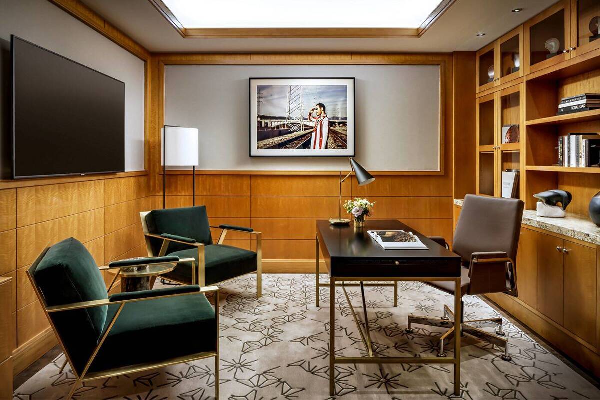 Ritz-Carlton Suite