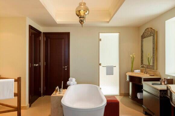 Al Dana Creek View Suite