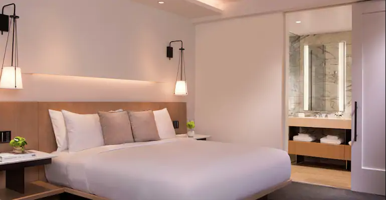 Studio Suite - One King Bed