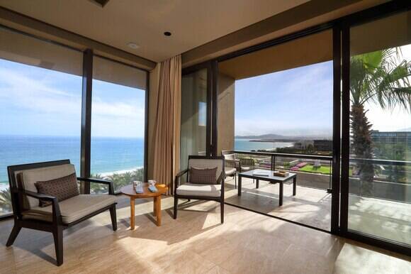 Luxury Umey Ocean View Suite