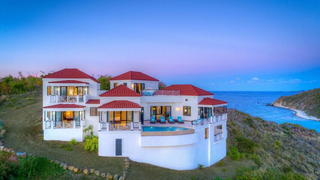 Six Bedroom Villa