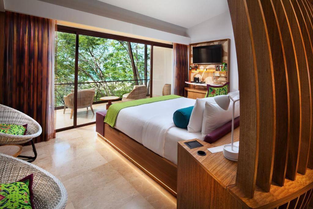 Superior Guest Room  King Forest View Balcony