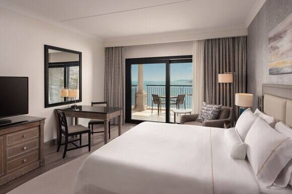 Executive Lounge Access Two Queen Sea View Room, Balcony