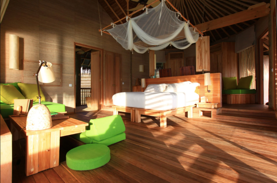 Laamu Water Villa with Pool