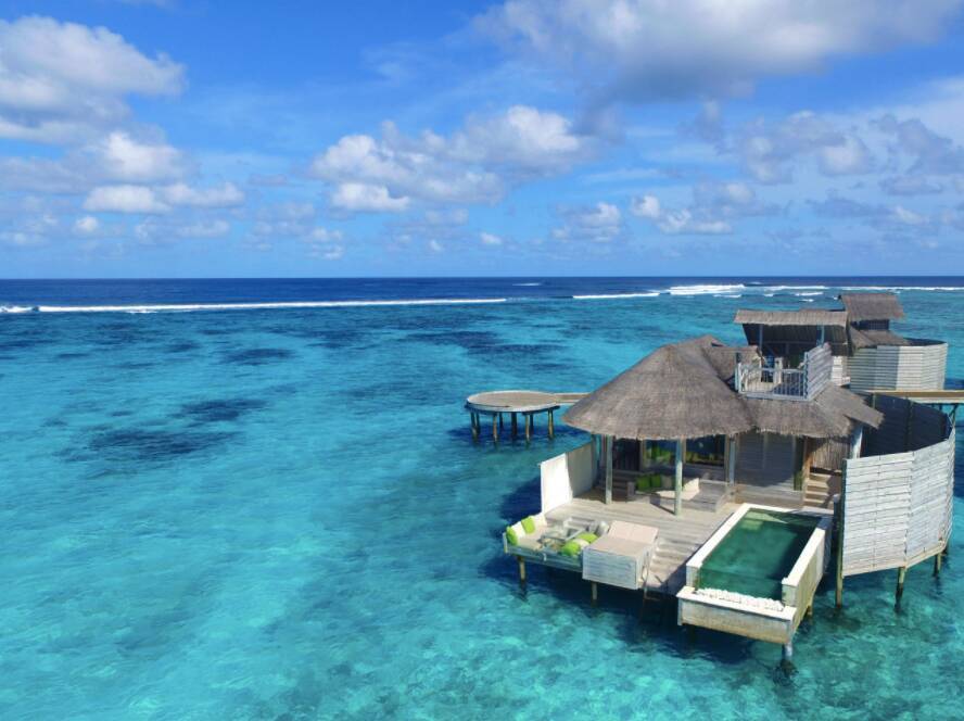 Laamu Water Villa with Pool