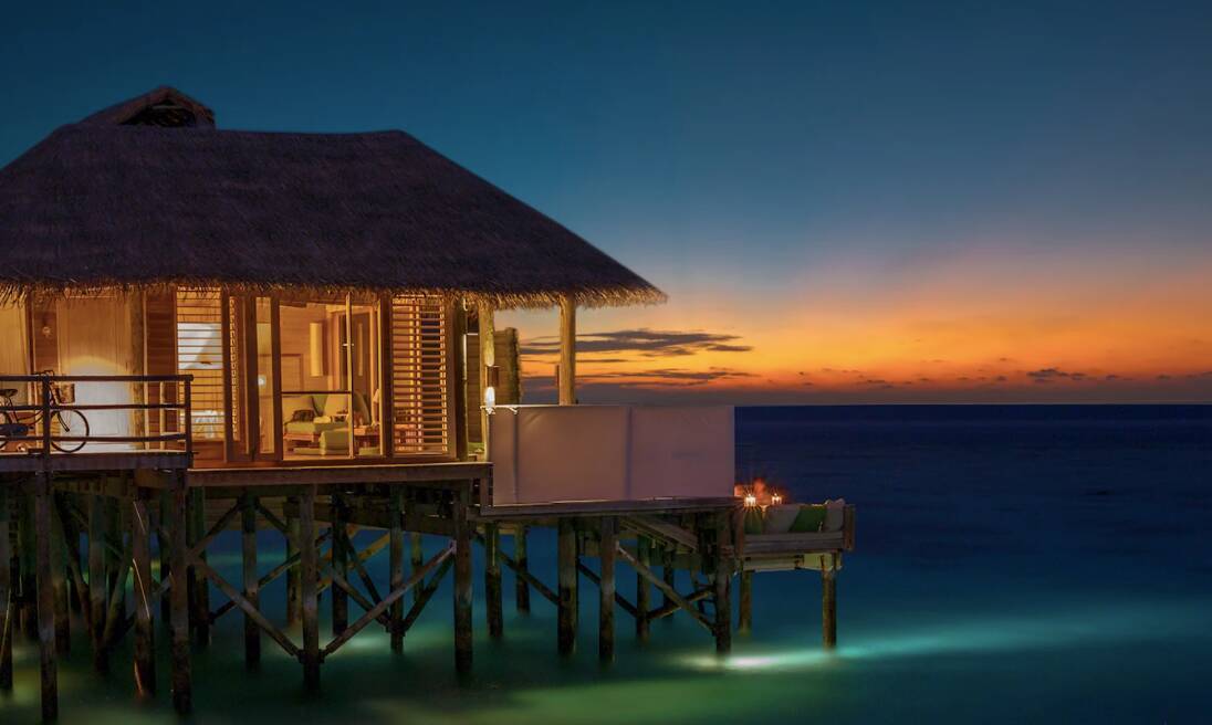 Sunset Laamu Water Villa with Pool