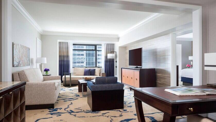 Luxury Suite