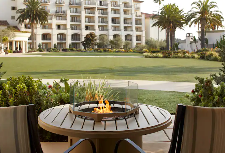 Fireside Terrace Two Queen Room