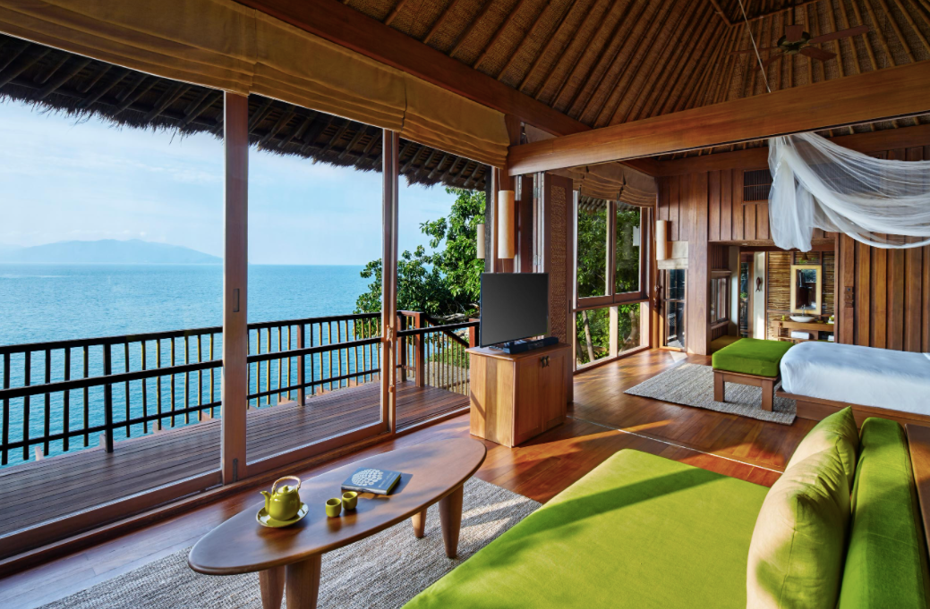 Ocean Front Pool Villa Suite