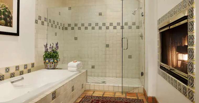 Hacienda Grande Suite