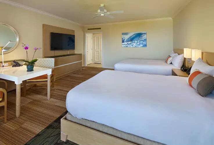 Deluxe Ocean View Accessible Two Queen Room