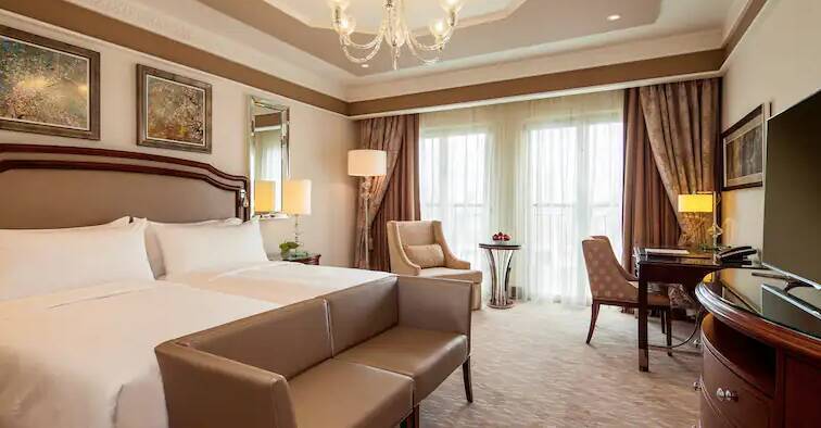 Twin Grand Deluxe Room