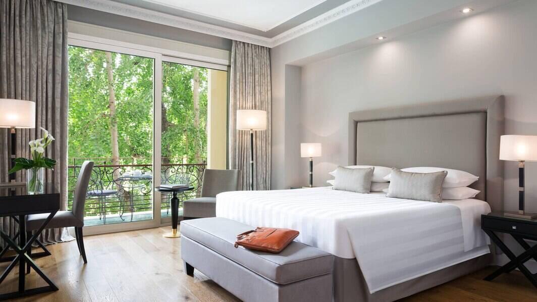 Deluxe King Room, Garden View