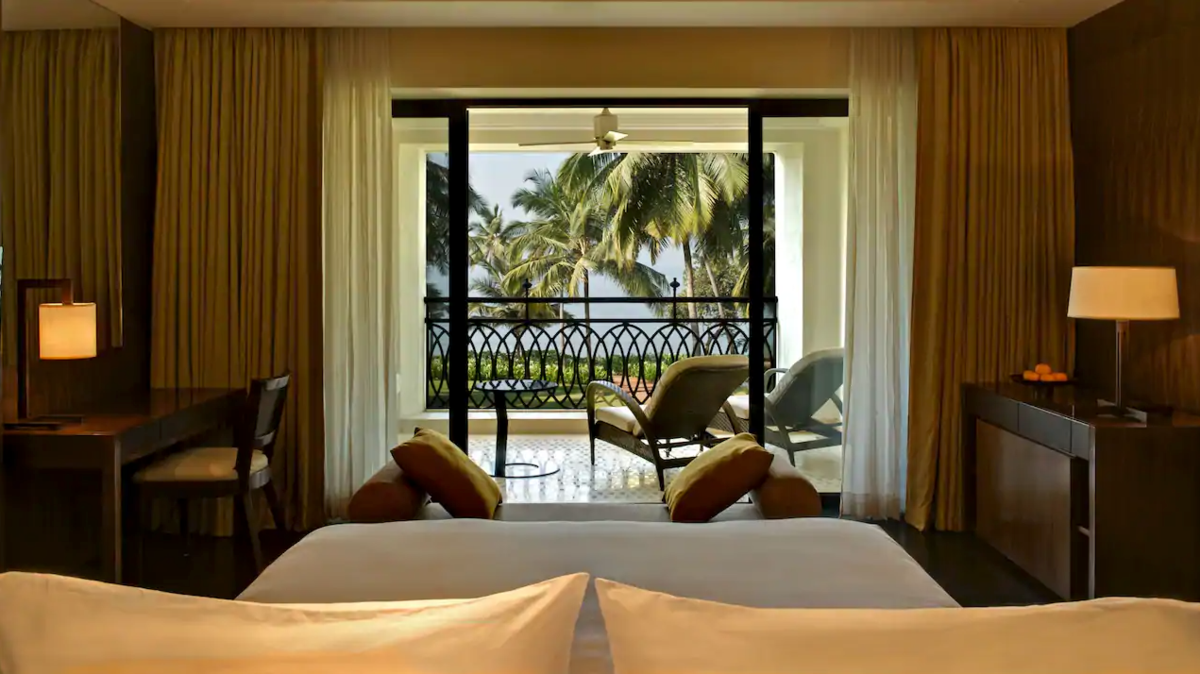 King Bay View Room
