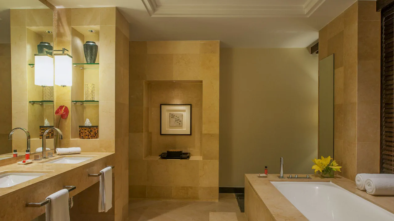 Grand Executive Suite