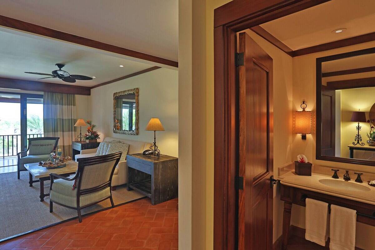 One Bedroom Suite - Garden View