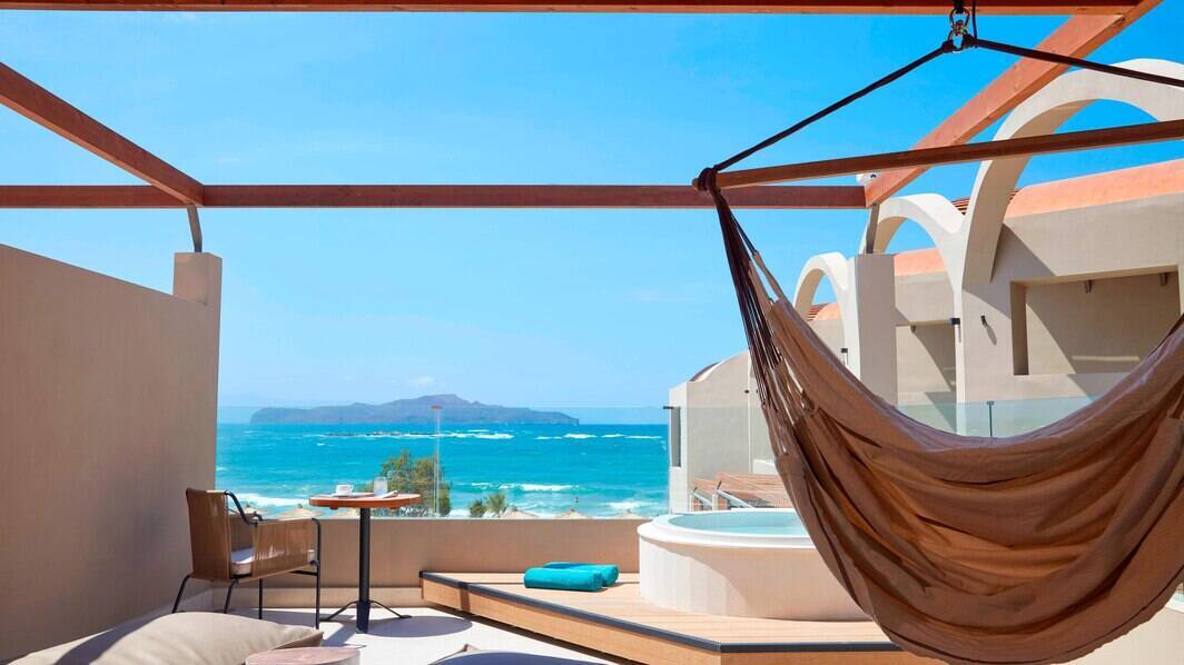 Sublime Loft Suite, Sea View, Plunge Pool