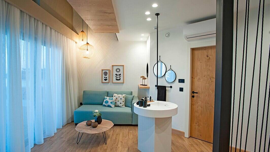 Absolute Haven Suite, Seafront, Private Pool