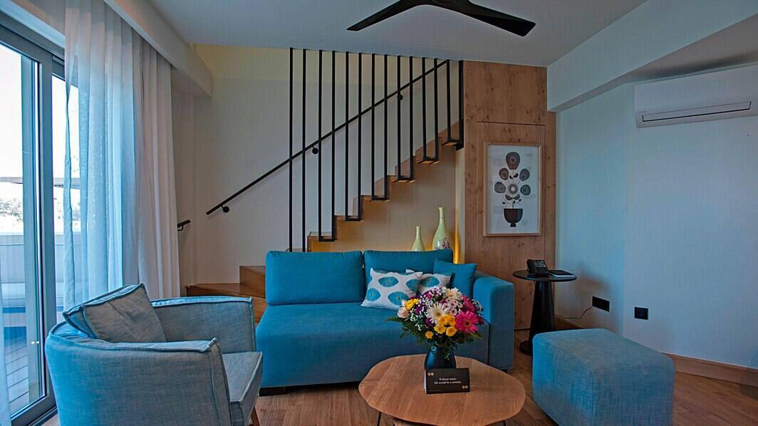 Ultimate Haven Suite, Seafront, Private Pool