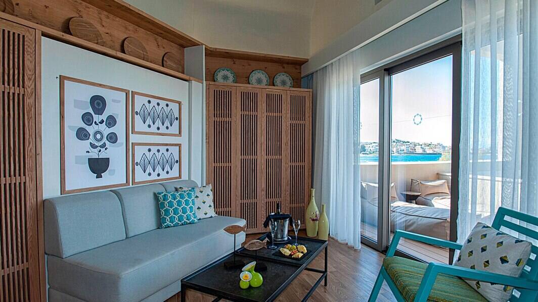 Ultimate Haven Suite, Seafront, Private Pool