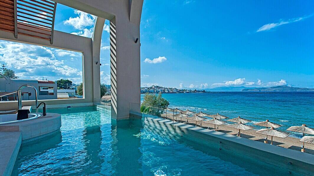 Ultimate Haven Suite, Seafront, Private Pool