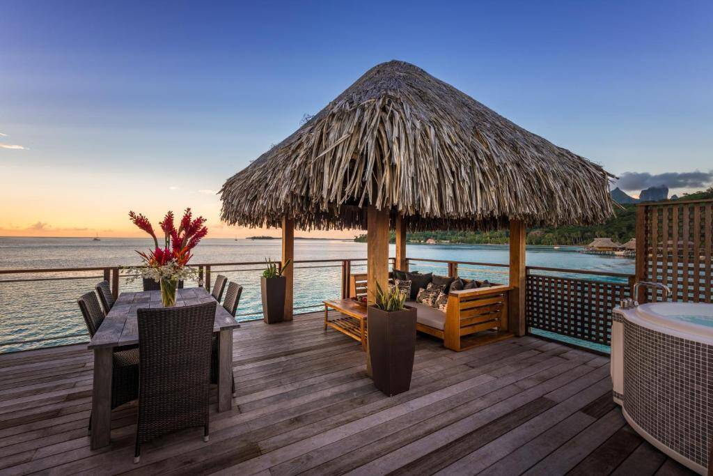 Presidential Overwater Villa