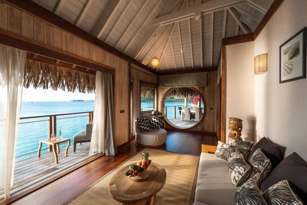 Presidential Overwater Villa