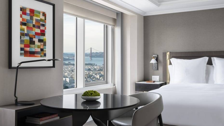 Premier Bridge View King Room