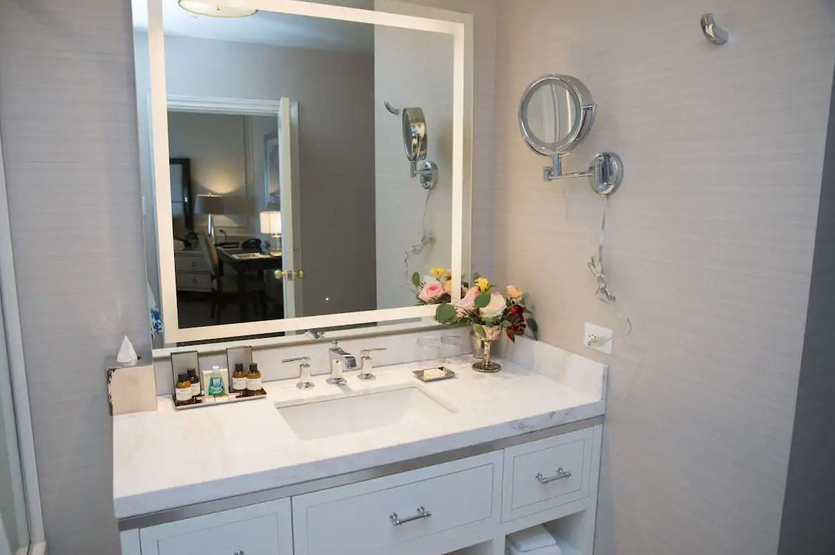 Elizabeth Ii Suite 