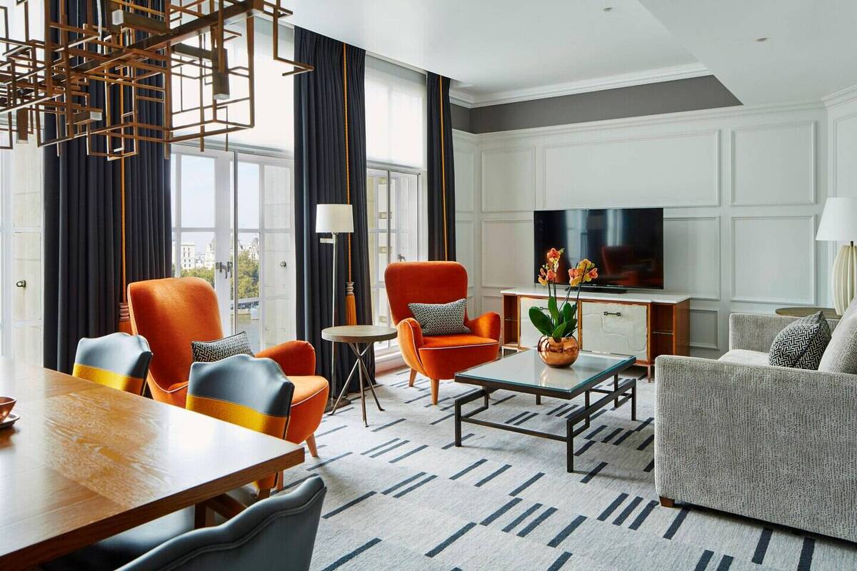 River Thames View Suite