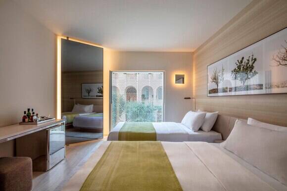 Deluxe Twin Room
