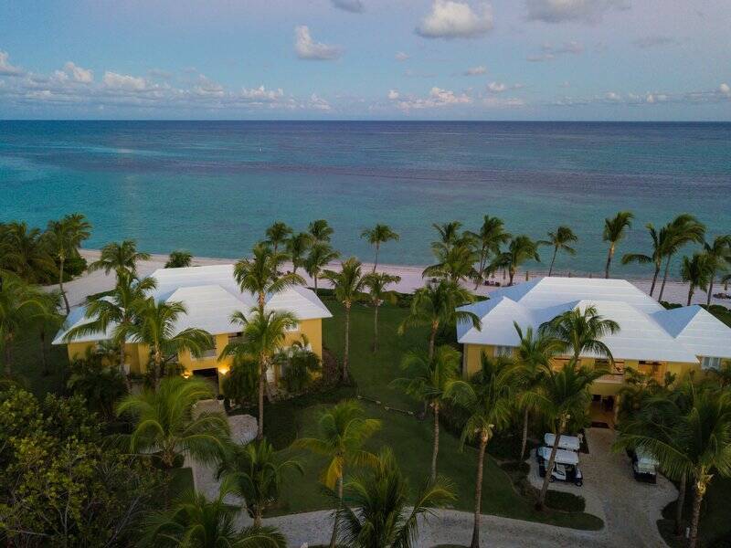 Beach Front Four Bedroom Villa