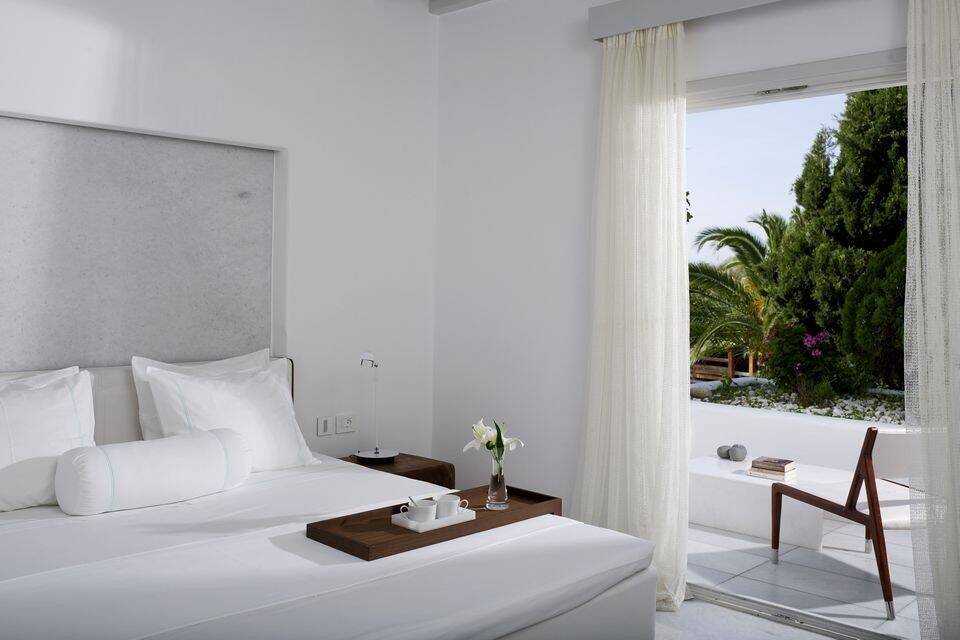 Standard Sea or Pool View Room