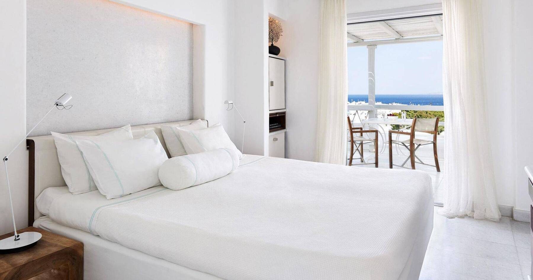 Panoramic Private Sundeck Room