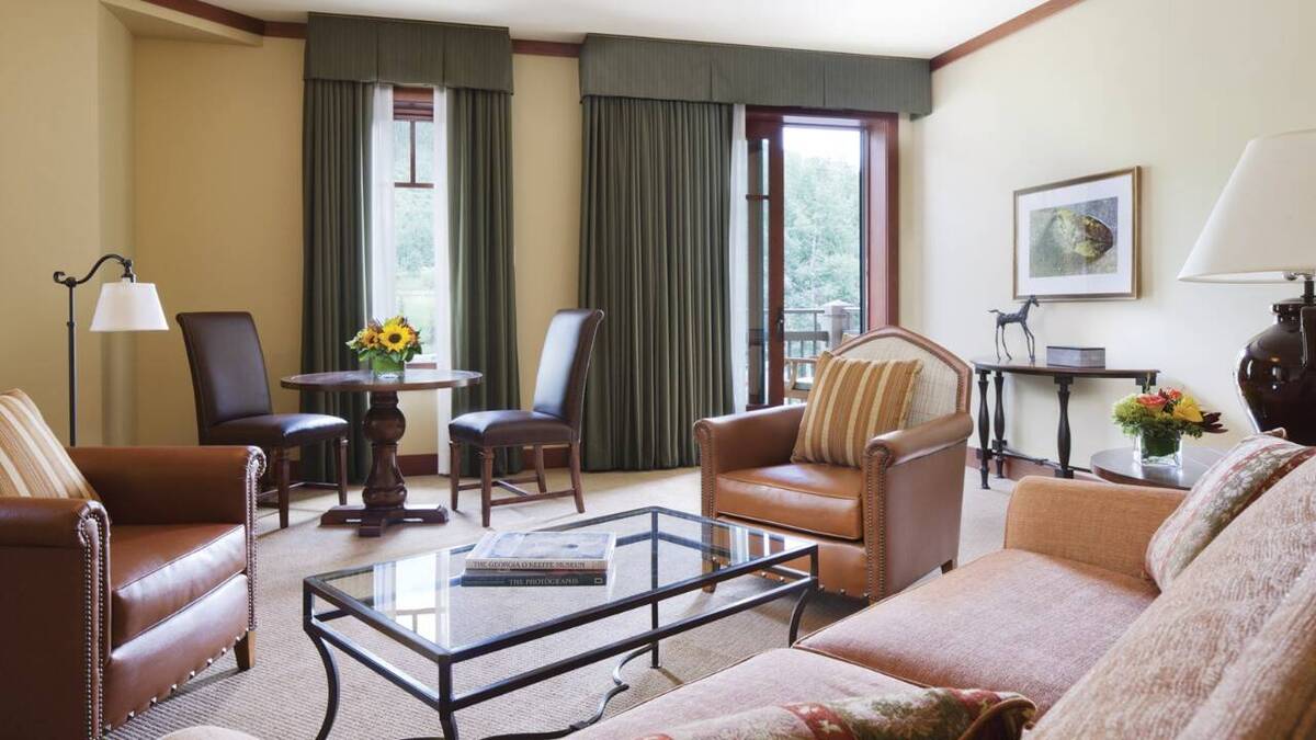 One Bedroom Accessible Suite
