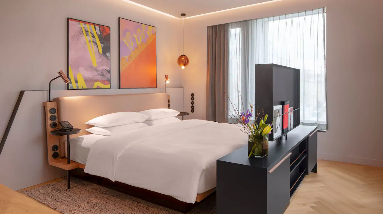 Andaz Suite