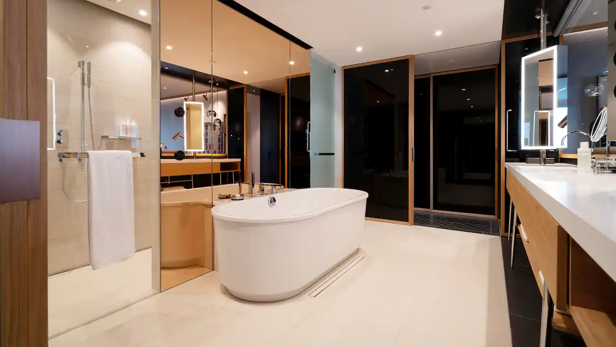 Andaz Art Suite