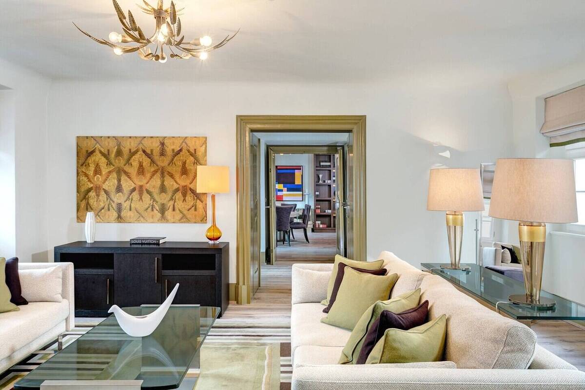 Presidential Suite