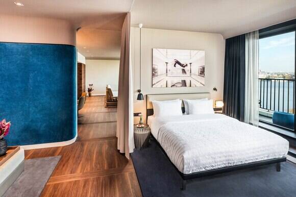 Prestige Lake Suite Alster View	
