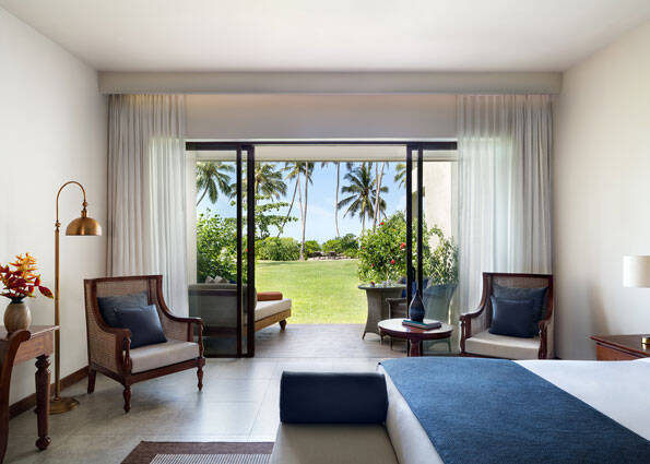 Premier Beach Access Room - King Bed