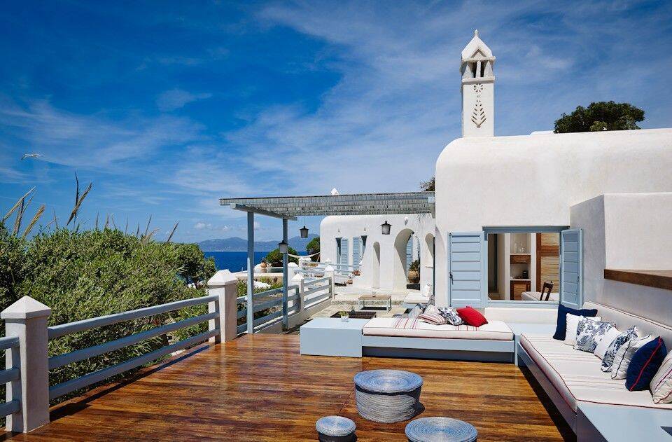 Island Suite with Private Sundeck