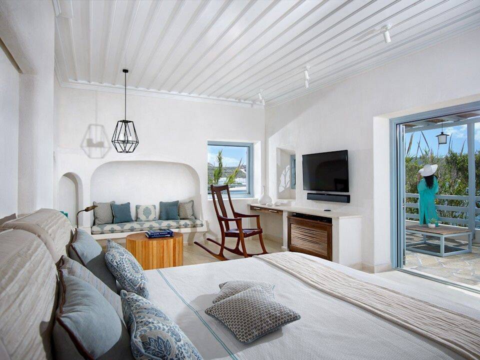 Island Suite with Private Sundeck