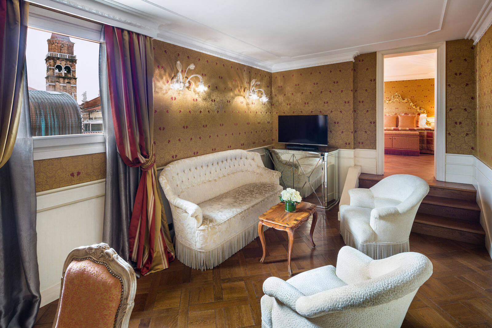 Goldoni Family Suite