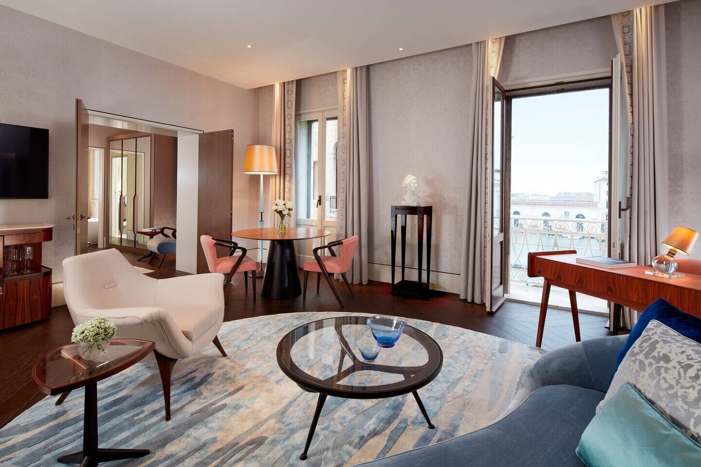 Grand Canal View Suite