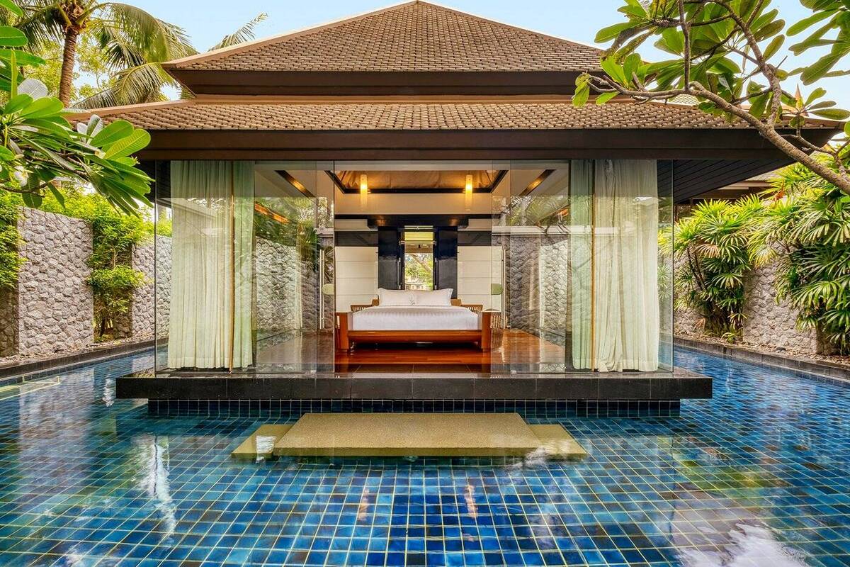 One Bedroom Double Pool Villa