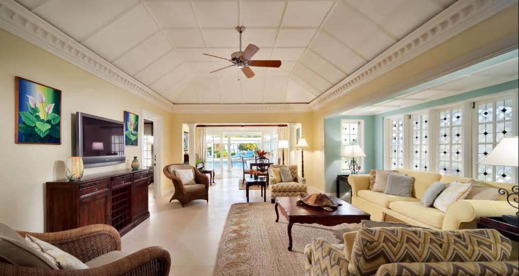 Pool Suite