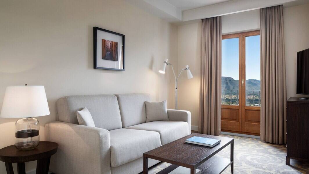 Balcony Twin Deluxe Suite
