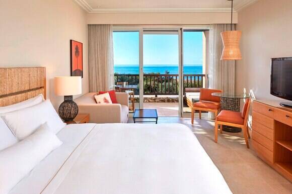 Premium Deluxe King Room - Sea View