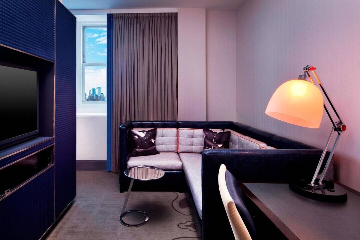 Deluxe Suite