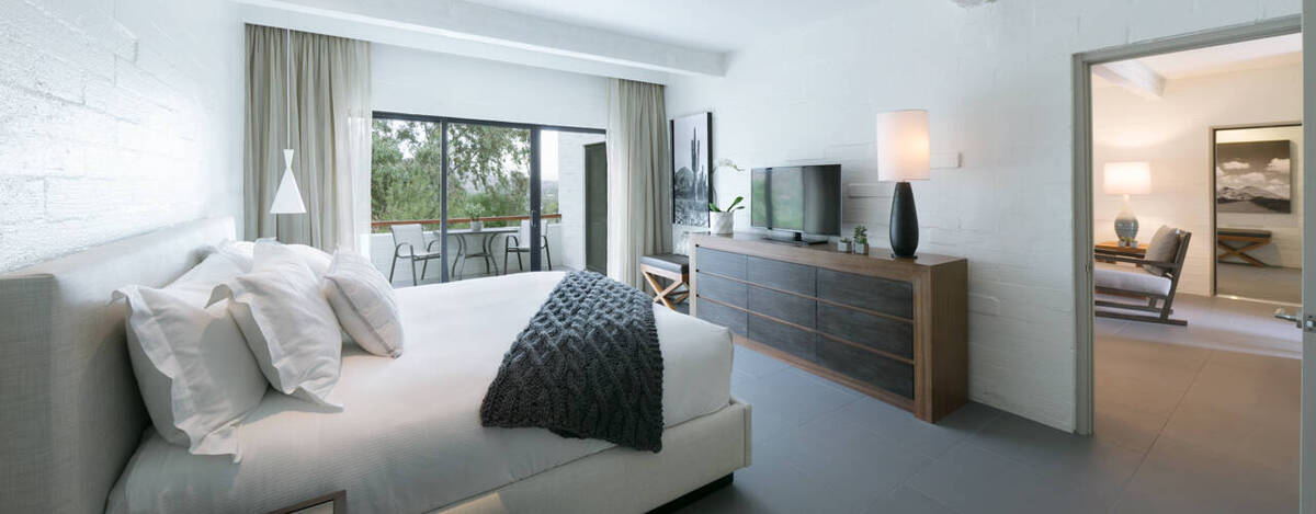 Camelback Two Double Suite